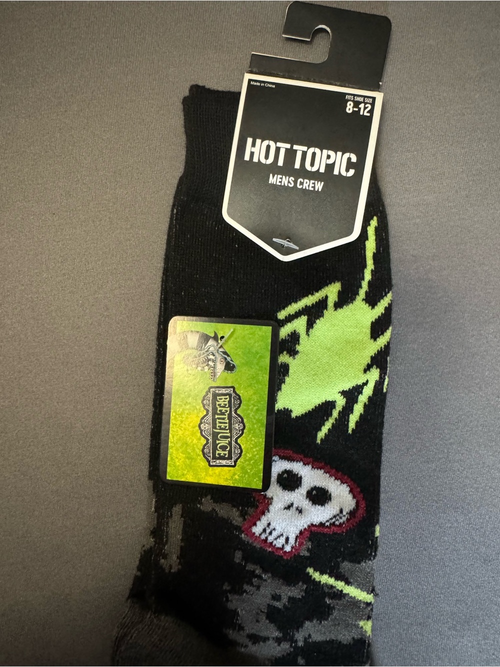 NEW Hot Topic Beetlejuice Skull Crew Socks